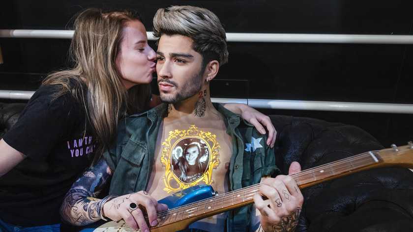 A photo of Zayn Malik's digital tattoo's.